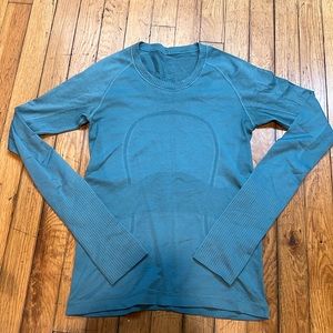 lululemon swiftly long sleeve shirt | size 6 | blue